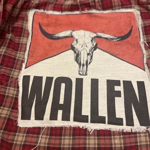 Vintage Flannel with patch - Picture 7 of 12